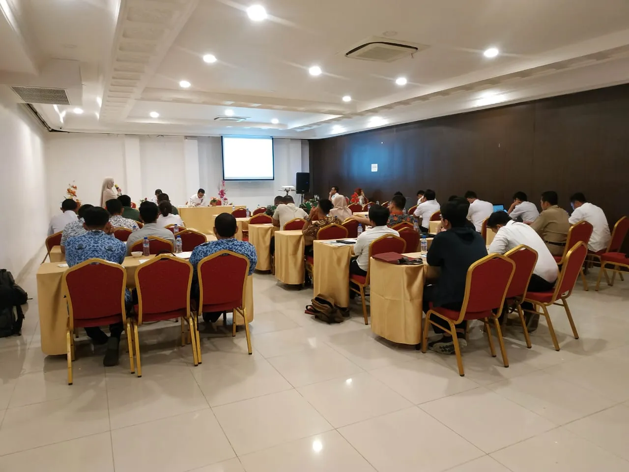 Lotus Meeting Room - Image 1